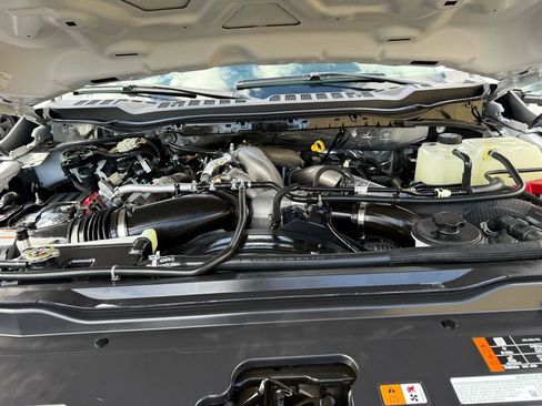 Used 2024 Ford F450 XL w/ XL Chrome Package image 7