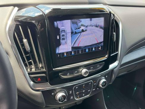 Certified 2021 Chevrolet Traverse Premier w/ LPO, Black Accent Package AWD/4WD image 34