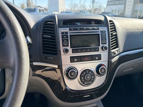 Used 2009 Hyundai Santa Fe GLS image 4