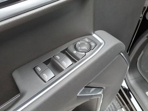 New 2026 Chevrolet Silverado 1500 LT w/ Leather Package image 15