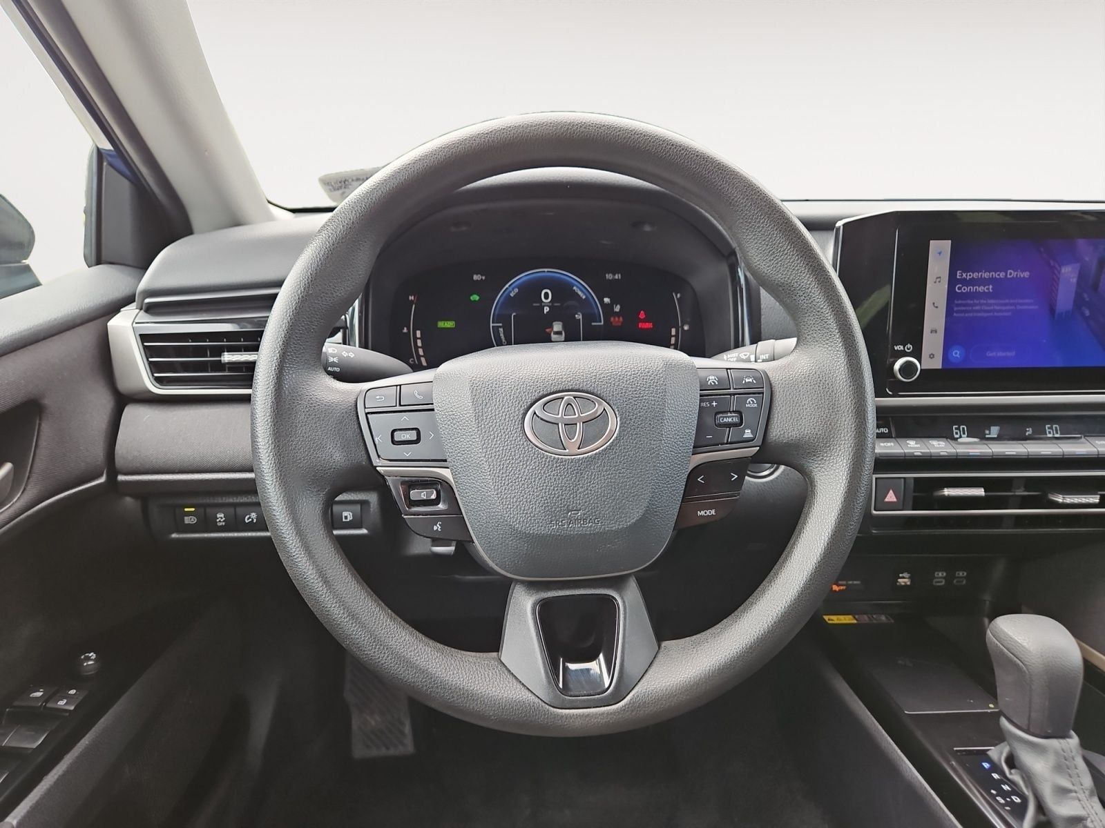 Used 2025 Toyota Camry LE FWD image 12