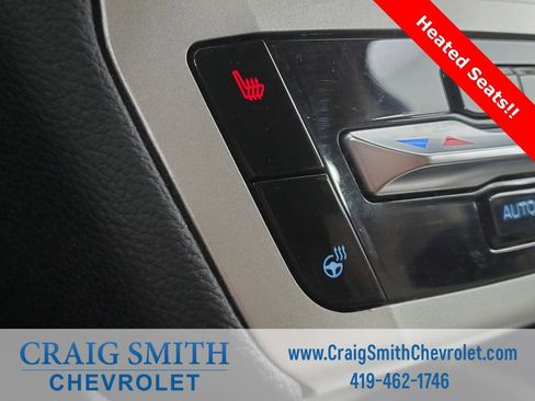 Used 2022 Ford Explorer XLT w/ Equipment Group 202A image 5