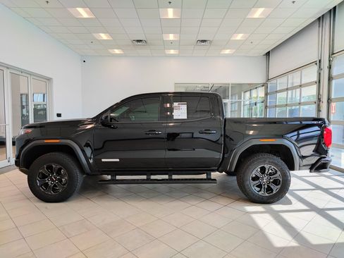Used 2025 GMC Canyon Elevation w/ Convenience Package AWD/4WD image 21