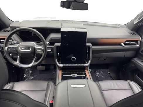 Used 2025 GMC Yukon Denali image 56
