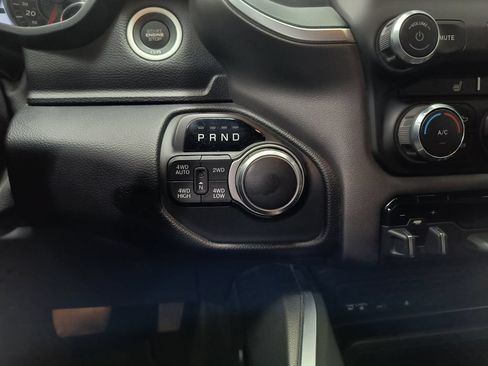 Used 2019 RAM 1500 Big Horn AWD/4WD image 15