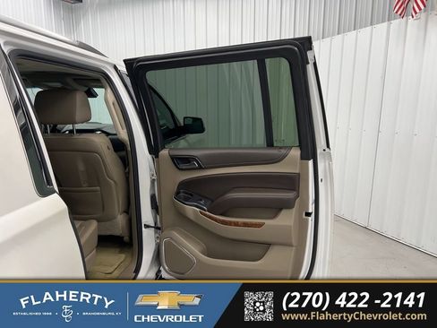 Used 2016 Chevrolet Suburban LTZ image 12