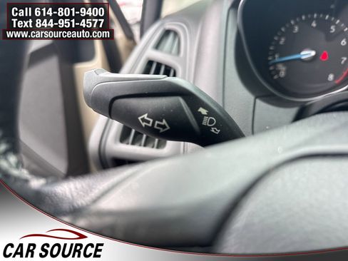 Used 2017 Ford Focus SEL w/ Cold Weather Package image 23