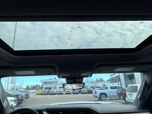 New 2026 GMC Sierra 1500 Denali w/ Denali Reserve Package image 16