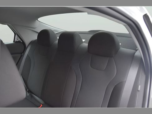 New 2026 Hyundai Elantra SE FWD image 27