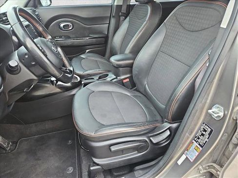 Used 2018 Kia Soul ! image 15