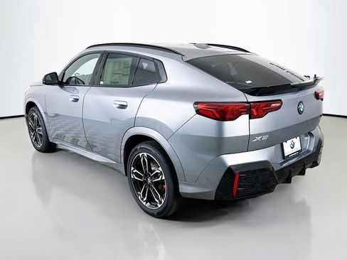 New 2026 BMW X2 xDrive28i w/ Technology Package AWD/4WD image 5