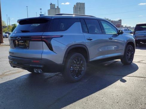 New 2026 Chevrolet Traverse LT AWD/4WD image 2