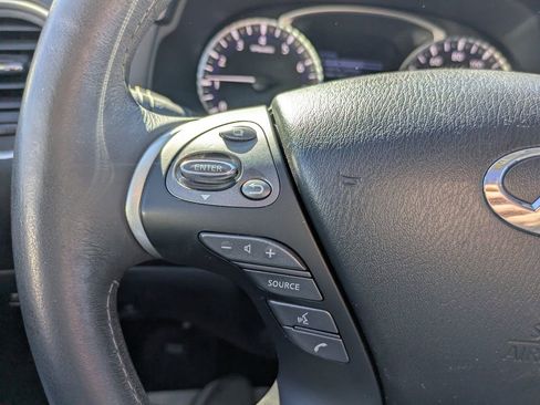 Used 2019 INFINITI QX60 Luxe w/ Essential Package image 16