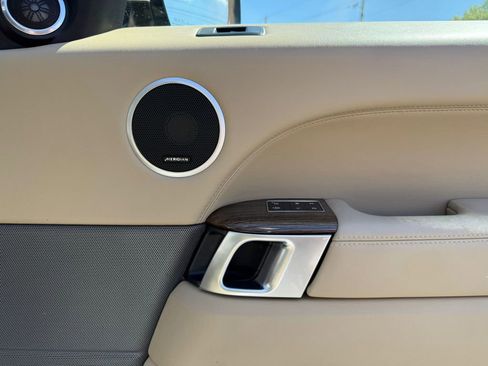 Used 2014 Land Rover Range Rover Sport HSE image 37