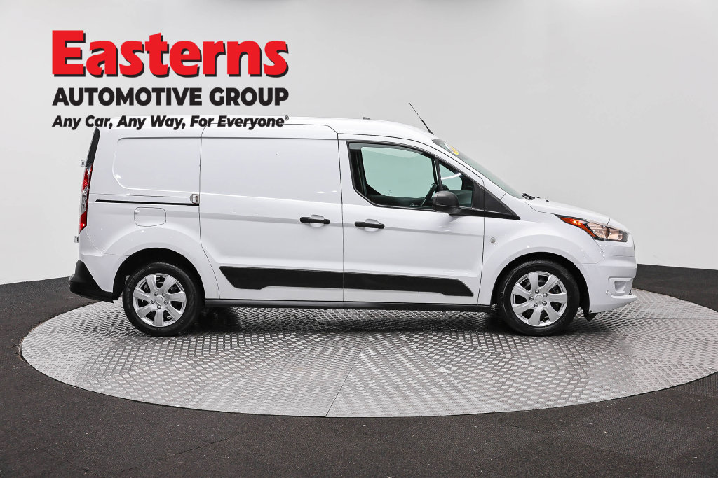 Used 2022 Ford Transit Connect XLT FWD image 5
