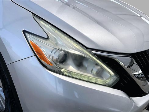 Used 2016 Nissan Murano SV FWD image 27
