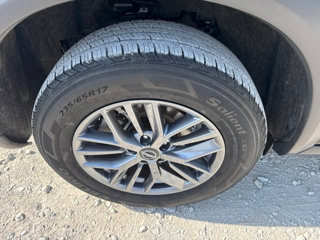 Used 2024 Nissan Rogue S AWD/4WD image 21