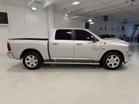 Used 2015 RAM 1500 Lone Star RWD image 6