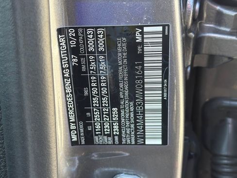 Used 2021 Mercedes-Benz GLB 250 250 image 39