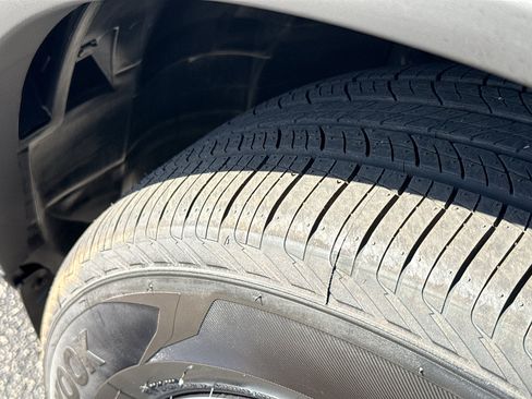 New 2026 Nissan Rogue SV image 10