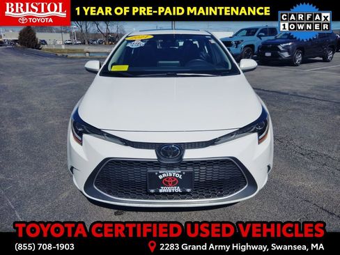 Certified 2021 Toyota Corolla XLE image 2