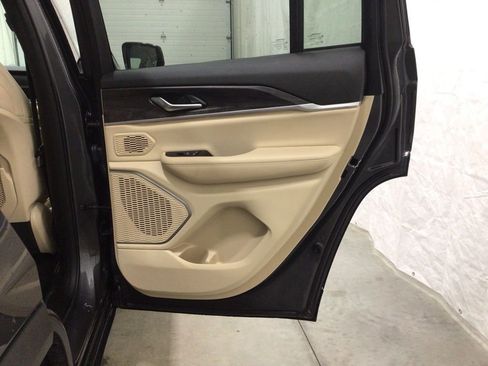 Used 2023 Jeep Grand Cherokee Limited w/ Trailer Tow Prep Group (B) image 29