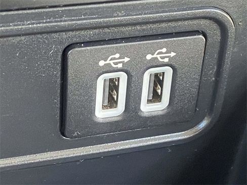 Certified 2021 Ford EcoSport S image 28