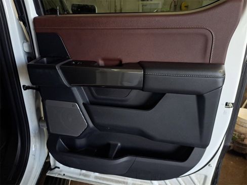 Used 2023 Ford F150 Lariat w/ Equipment Group 502A High image 21