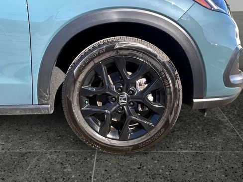Used 2025 Honda HR-V Sport image 10