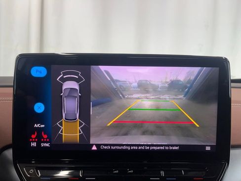 Used 2021 Volkswagen ID.4 Pro S w/ Gradient Package image 17