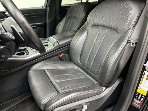 Used 2020 BMW X5 M50i w/ Executive Package AWD/4WD image 21