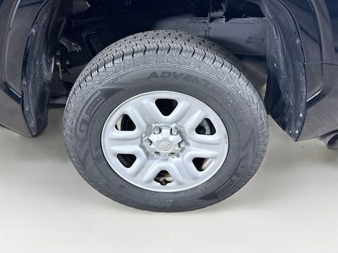 Used 2025 Toyota Tundra SR w/ SR Tow Package AWD/4WD image 35