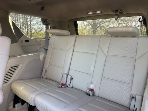 Used 2023 Cadillac Escalade Sport Platinum image 47