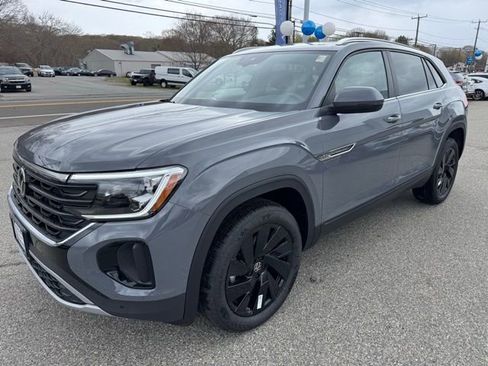 New 2026 Volkswagen Atlas Cross Sport SE AWD/4WD image 1