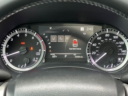 Used 2023 Toyota Highlander XLE image 28