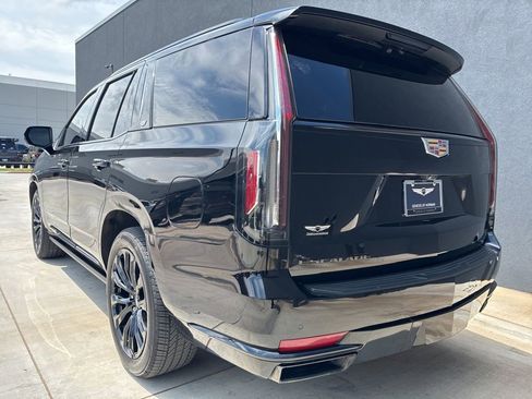 Used 2022 Cadillac Escalade Sport Platinum AWD/4WD image 6