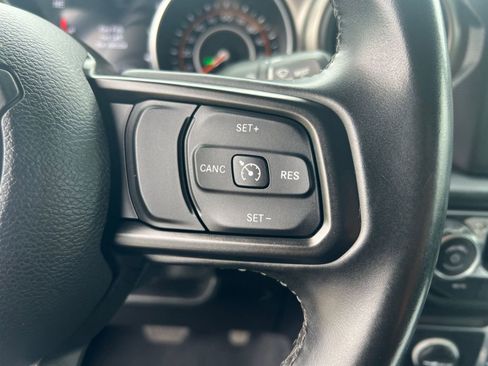 Used 2021 Jeep Wrangler Unlimited Sport image 21