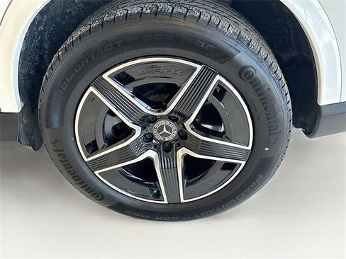 Certified 2025 Mercedes-Benz GLC 350e 4MATIC image 32