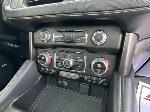 Used 2023 GMC Yukon AT4 AWD/4WD image 15