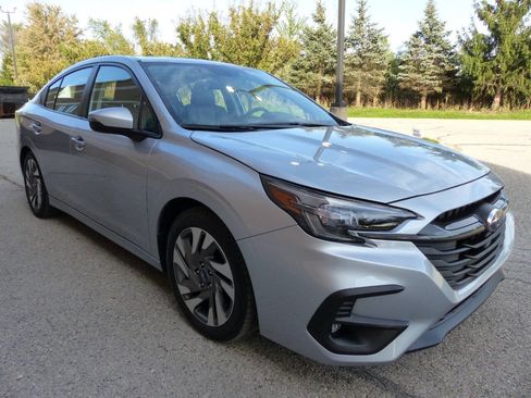 Used 2024 Subaru Legacy Limited AWD/4WD image 12
