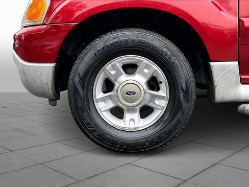 Used 2002 Ford Explorer Sport Trac 2WD image 10