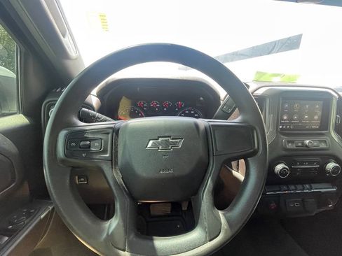 Used 2022 Chevrolet Silverado 1500 Custom AWD/4WD image 13