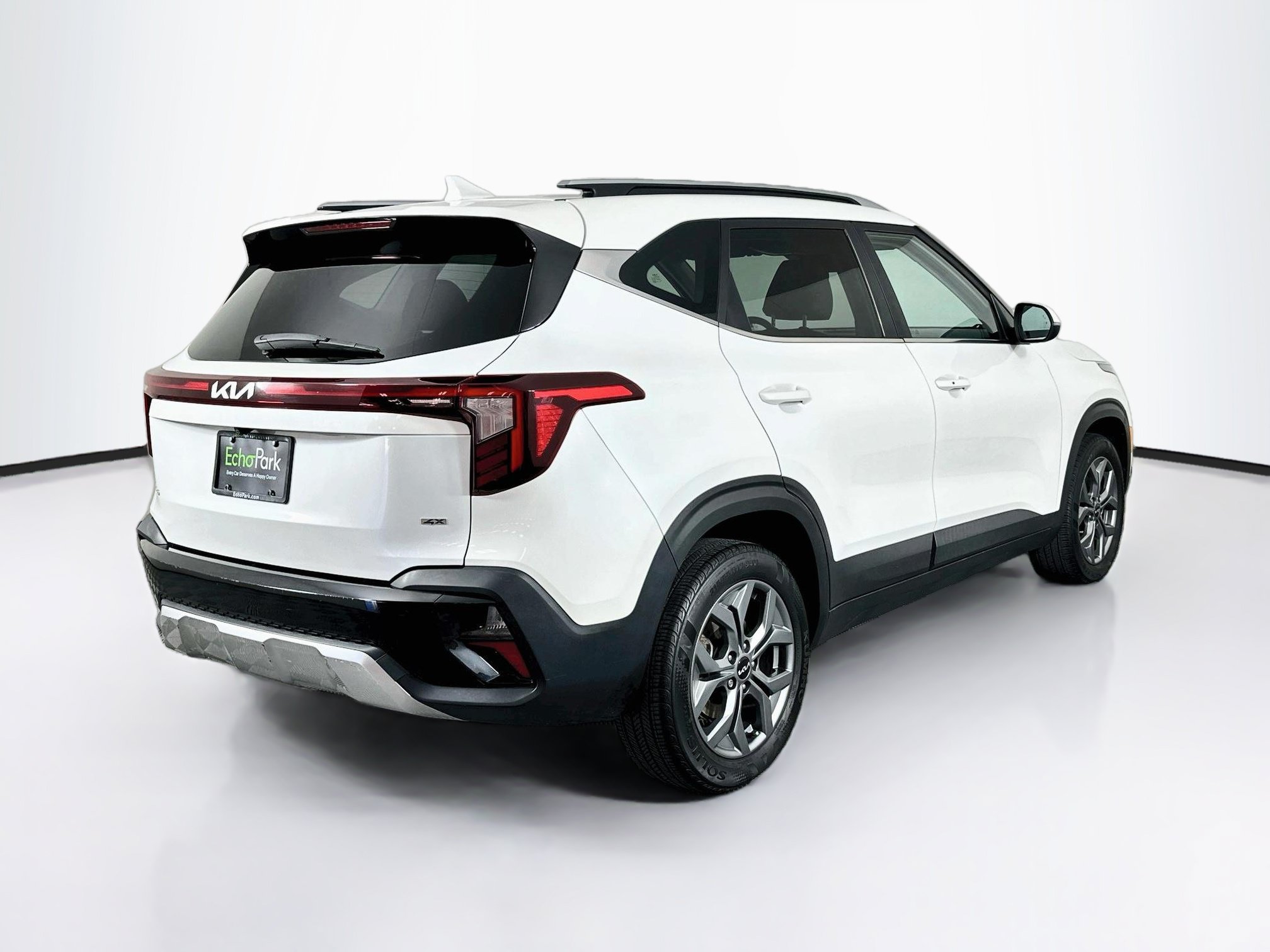 Used 2024 Kia Seltos S AWD/4WD image 9