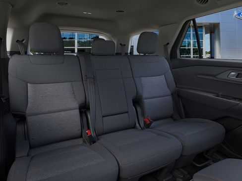 New 2026 Ford Explorer Active RWD image 11