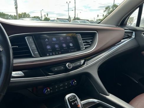 Used 2020 Buick Enclave Avenir w/ Avenir Technology Package AWD/4WD image 42