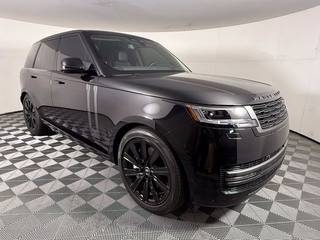 Used 2025 Land Rover Range Rover SE AWD/4WD image 9