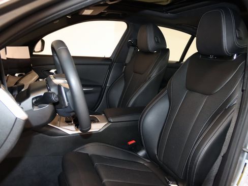 Used 2025 BMW 330i xDrive Sedan image 35