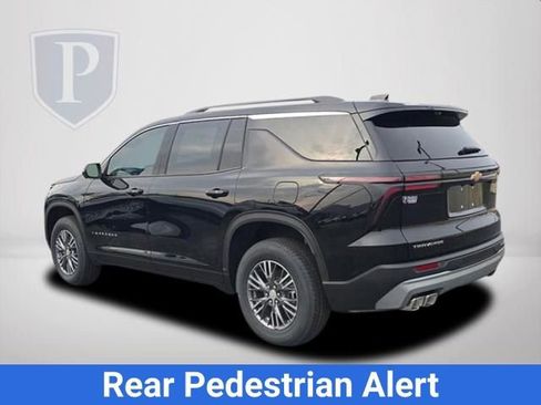 New 2026 Chevrolet Traverse LT w/ Driver Confidence Package FWD image 10