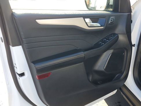 Certified 2022 Ford Escape SEL w/ Technology Package image 6