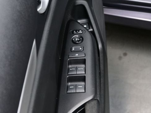 Used 2021 Honda Civic LX image 10